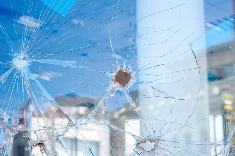 Vitrage vandalisée